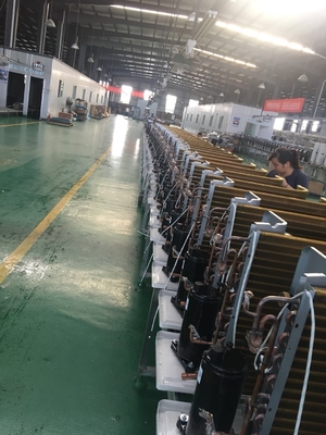 pompa di calore di fonte di aria di CO2 30kW alla temperatura dell'acqua dell'uscita circa 80°C
